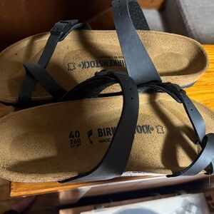 These were ordered and only tried on - fit narrow on me - LIKE BRAND NEW!